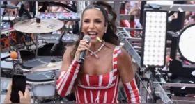 O colar utilizado pelos integrantes do Filhos de Gandhy está associado a referências culturais e religiosas ligadas à paz e à espiritualidade.