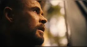 Estavam com saudades do deus do trovão?