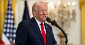 Trump abriu a fala reafirmando o desejo norte‑americano de controlar a Groenlândia.