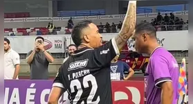 Yago Pikachu canta com torcida do Remo em clássico Re-Pa e gera polêmica