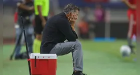 Juan Carlos Osorio é demitido do Clube do Remo após passagem conturbada e críticas da torcida