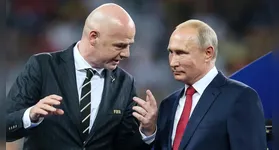 Gianni Infantino sugere retorno da Rússia ao futebol internacional, gerando controvérsia