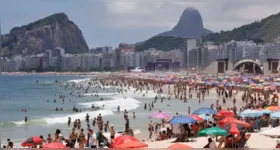 Corpo de Bombeiros do Rio de Janeiro intensifica alerta e destaca que prevenção é essencial para evitar afogamentos.