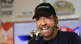 Além do cinema, Chuck Norris serviu à Força Aérea dos Estados Unidos e foi um multicampeão de caratê