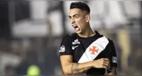 Puma Rodríguez comemora após marcar gol contra o São Paulo, em São Januário, pelo Campeonato Brasileiro.