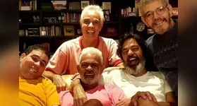 Duda (de preto) morreu na última quarta-feira (1º).