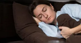 Cansaço constante, palidez e falta de ar estão entre os principais sintomas da condição