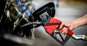 A subvenção de R$ 1,20 por litro deve ser repartida entre a União e os estados, pelo período de dois meses.