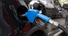 Aumento da inflação pode levar a cortes mais lentos ou até adiar a redução dos juros, frustrando expectativas do mercado.