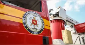 As causas do incêndio estão sendo investigadas.