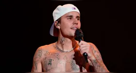 A iniciativa da Prefeitura do Rio busca atrair turistas e projetar a cidade no cenário internacional por meio de apresentações de artistas renomados.