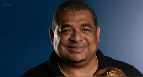 Vampeta é confirmado no SBT para o programa Galvão Futebol Clube, que estreia após o Carnaval, intensificando a disputa entre emissoras por audiência.