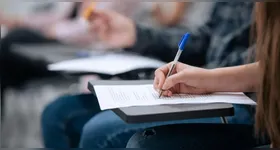 No ato da inscrição, os candidatos devem entregar toda a documentação exigida.