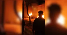 Os protestos tiveram início em 28 de dezembro de 2025, motivados pela alta da inflação.