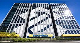 O Banco do Brasil tem cerca de 8 mil cargos vagos de escriturário. Além disso, a instituição perde em média 2 mil funcionários por ano, por aposentadoria, morte, invalidez ou aprovação em outros concursos.