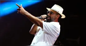 As informações sobre a previsão de alta hospitalar não foram divulgadas. O artista ainda não se pronunciou em suas redes sociais sobre o episódio.