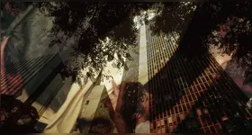 Conhecida mundialmente pelo trabalho com os Yanomami, Claudia Andujar apresenta em Belém um recorte de sua produção que vai muito além do registro documental.