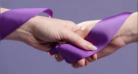 A história da hanseníase é milenar, marcada por estigmas e isolamento compulsório até os anos 1980.