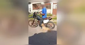 Cachorro apresentava ferimentos em decorrência da violência, foi resgatado e entregue aos cuidados de uma ONG.