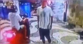 Pedestres precisam dividir espaço com os motociclistas