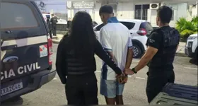 Um dos suspeitos presos durante a operação