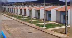 Ministro Jader Filho durante vistoria técnica em Marabá; investimento federal no município ultrapassa a marca de R$ 220 milhões.