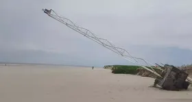 Instalado em 1923, o Farol Caeté possuía uma torre metálica de aproximadamente 16 metros de altura.