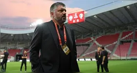 Em comunicado oficial, a FIGC agradeceu ao treinador e à sua comissão pelo “profissionalismo e empenho” demonstrados ao longo dos últimos nove meses.