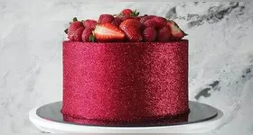 Segundo a agência, essa susbtância utiliza materiais plásticos, como PET, PP, PMMA e acetato de polivinila.