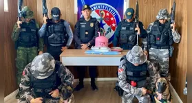 Os materiais apreendidos foram encaminhados à equipe da Polícia Civil, para os devidos procedimentos legais.