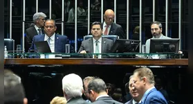 Senadores constataram, ao longo da tramitação, que o projeto aprovado pela Câmara abria margem para condenados por crimes diferentes daqueles relacionados ao 8 de janeiro também serem beneficiados.