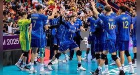Vôlei Renata é o único brasileiro nas semifinais do Mundial de Clubes após eliminação de Praia Clube e Sada Cruzeiro