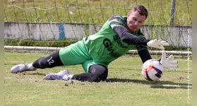 Jean Drosny é apresentado como novo goleiro do Paysandu e destaca projeto ambicioso do clube
