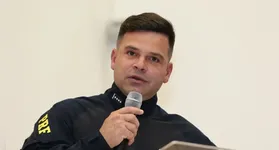 Segundo o STF, Silvinei teria arquitetado junto às forças policiais para dificultar que eleitores desfavoráveis à Jair Bolsonaro chegassem aos locais de votação no segundo turno das eleições presidenciais em 2022.