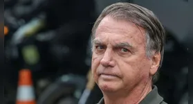 Na última quinta-feira (25), Jair Bolsonaro já havia realizado uma herniorrafia inguinal bilateral.