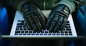 As investigações revelaram que criminosos perseguem e ameaçam as vítimas há aproximadamente um an