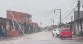 A Estrada do Icuí-Guajará, em Ananindeua ficou debaixo d'água.