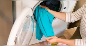 Imagem ilustrativa da notícia Saiba o perigo de não lavar as roupas antes do primeiro uso