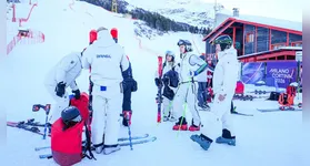 O principal destaque do dia é a estreia de Lucas Pinheiro Braathen no slalom gigante masculino.