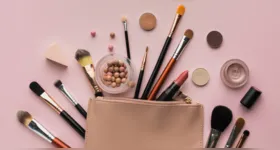 Entre as ocorrências mais registradas estão acne cosmética