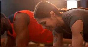 Mais do que motivação momentânea, a disciplina funciona como um mecanismo que sustenta comportamentos ao longo do tempo.