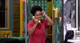 Milena atendeu o Big Fone e irá emparedar um brother neste domingo (29).