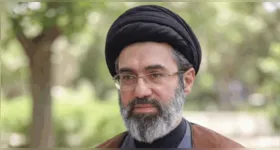 Relações entre homens no Irã são criminalizadas pela legislação islâmica e podem resultar em punições severas previstas na sharia.