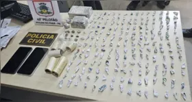 Ação da Polícia Civil com apoio da PM, Guarda Municipal e 3ª Cime resultou em prisões, apreensão de drogas, e de arma de fogo.