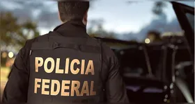 A ação resultou no cumprimento de mandados de busca e apreensão em endereços físicos e sítios digitais, como perfis nas redes sociais, aplicativos de mensagens e até de servidores.