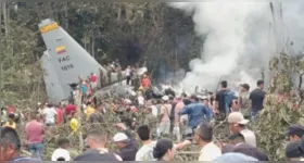 Aeronave caiu após decolagem e mobilizou grande operação de resgate, envolvendo civis e militares.