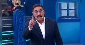 O apresentador Ratinho durante exibição de seu programa no SBT; emissora foi condenada em primeira instância.