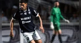 Mayk chegou ao quinto jogo como titular sob o comando de Condé e vem ganhando espaço na equipe principal