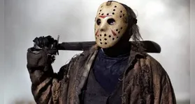 A famosa máscara de hóquei só se tornaria símbolo do terror.