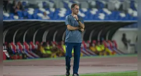 Léo Condé analisa o empate do Remo com o Vasco: evolução no segundo tempo e busca pela vitória.